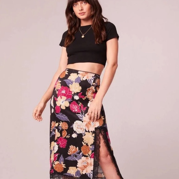 Band of Gypsies Dresses & Skirts - Band of Gypsies Black Floral Pencil Skirt